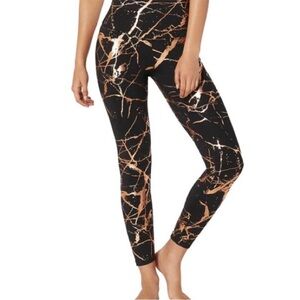 Beyond Yoga Lost Your Marbles Rose Gold and Black Leggings Size XS NWT